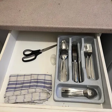 A 2 Minutes De La Gare *